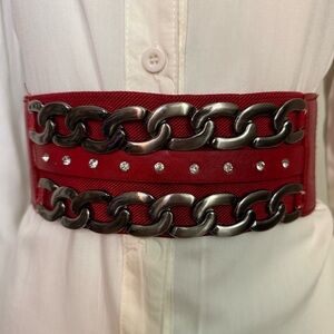 Burgundy PU leather elastic waistband belt with hematite tone chain details